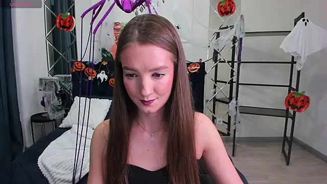 Snapshot of LoraSunnyy chatting on October 25, 2025, 1:24 am LoraSunnyy online show from October 25, 2025, 1:24 am