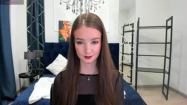 Snapshot of LoraSunnyy chatting on November 7, 2025, 7:41 am LoraSunnyy online show from November 7, 2025, 7:41 am