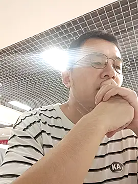 nnnnnan9527 online show from September 11, 2025, 3:06 am