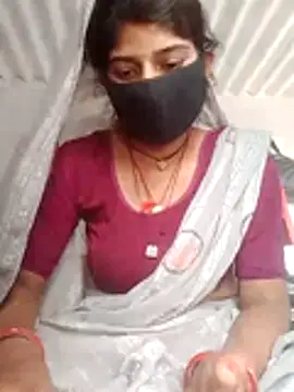 Maya5656 online show from December 1, 2025, 5:45 am