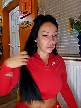 Filthymaddymilfy25 online show from November 18, 2025, 9:36 am