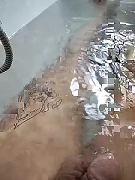 Snapshot of Ericketaurore chatting on September 14, 2025, 2:16 pm Ericketaurore online show from September 14, 2025, 2:16 pm