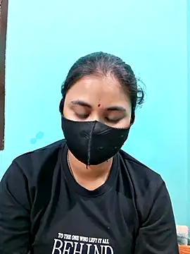 DivyaBhabhi69xh online show from June 24, 2026, 2:05 pm
