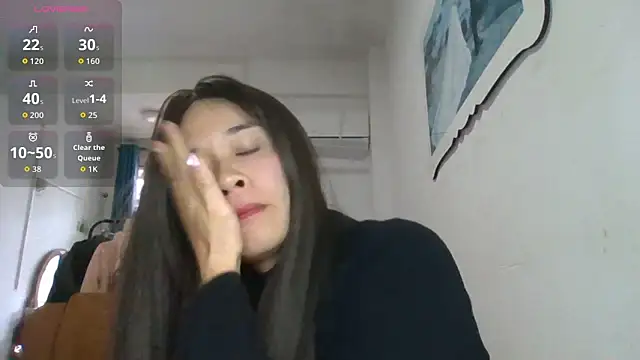 Monice1314 online show from November 3, 2025, 4:03 am