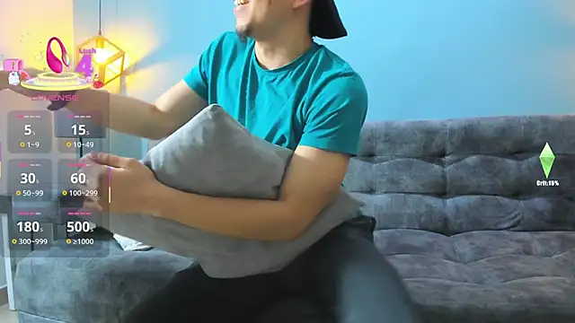 Snapshot of Eross_Santy chatting on October 19, 2025, 12:28 pm Eross Santy online show from October 19, 2025, 12:28 pm