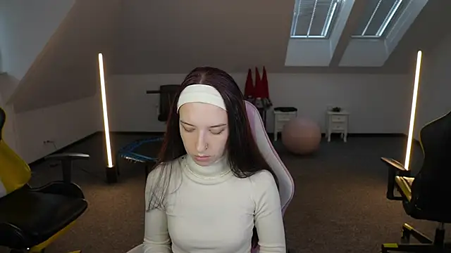  Lili 054 online show from November 5, 2025, 12:05 pm