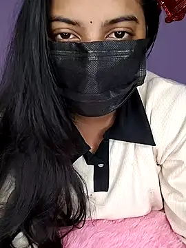 Snapshot of Telugu_sweet_couple_345 chatting on February 18, 2026, 6:48 pm Telugu sweet couple 345 online show from February 18, 2026, 6:48 pm