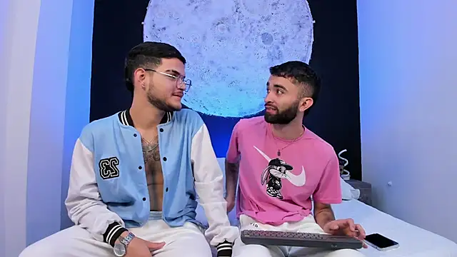 marcoAndMathew online show from September 29, 2025, 12:32 pm