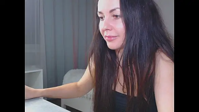 ameliamersi online show from September 18, 2025, 5:15 pm