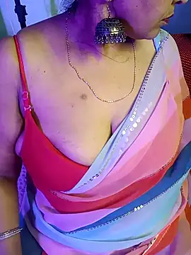 monaa-darling online show from October 12, 2025, 7:35 pm