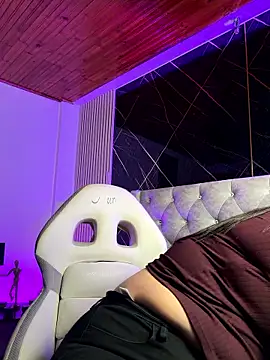 im bunny   online show from January 15, 2026, 11:26 am