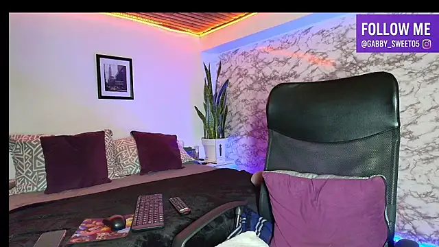 Snapshot of Gabbysweet0 chatting on November 19, 2025, 11:16 pm Gabbysweet0 online show from November 19, 2025, 11:16 pm