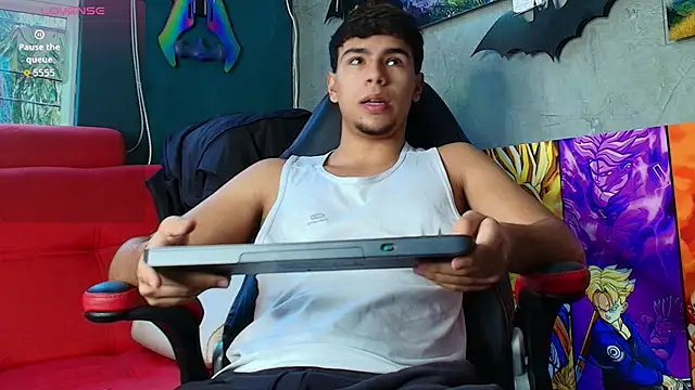 Snapshot of CHR58_ chatting on November 23, 2025, 2:28 pm CHR58 online show from November 23, 2025, 2:28 pm