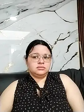 SamanthaPaImer online show from September 17, 2025, 3:35 pm