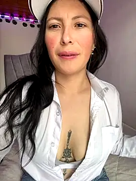 Mia salinass online show from September 27, 2025, 7:41 pm