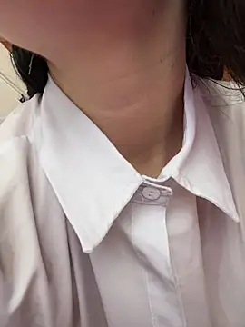 Mia salinass online show from February 26, 2026, 5:45 pm