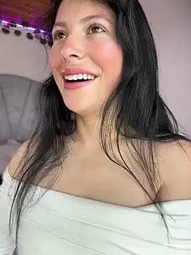 Mia salinass online show from June 2, 2026, 7:16 pm