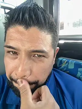 cfomega4592 online show from November 18, 2025, 5:17 pm