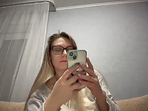 Snapshot of NikexPretty chatting on February 3, 2026, 5:29 pm NikexPretty online show from February 3, 2026, 5:29 pm