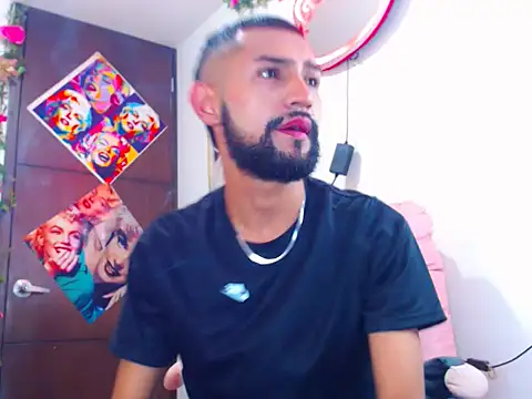 Snapshot of boybunnyerotic chatting on September 16, 2025, 1:45 pm boybunnyerotic online show from September 16, 2025, 1:45 pm