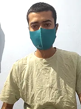 Snapshot of GirlsCrush_ chatting on September 16, 2025, 9:43 am GirlsCrush  online show from September 16, 2025, 9:43 am