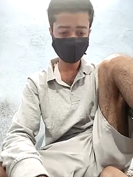 Snapshot of GirlsCrush_ chatting on November 3, 2025, 5:42 am GirlsCrush  online show from November 3, 2025, 5:42 am