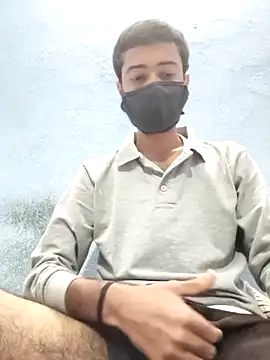 GirlsCrush  online show from November 8, 2025, 7:34 pm