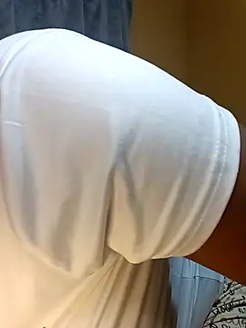 HappygalTheQueen online show from November 22, 2025, 7:46 pm