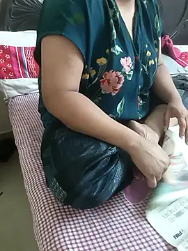 payal 261072  online show from November 14, 2025, 2:54 am