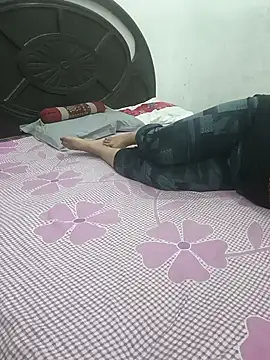 payal 261072  online show from February 27, 2026, 4:34 am