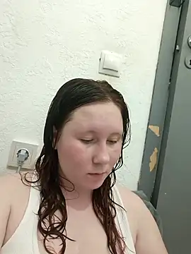 MiaKissy online show from October 19, 2025, 8:20 pm