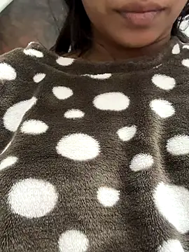 Snapshot of HeerStd chatting on November 16, 2025, 4:29 am HeerStd online show from November 16, 2025, 4:29 am