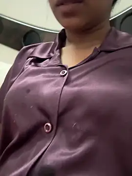 Snapshot of HeerStd chatting on February 27, 2026, 4:34 am HeerStd online show from February 27, 2026, 4:34 am