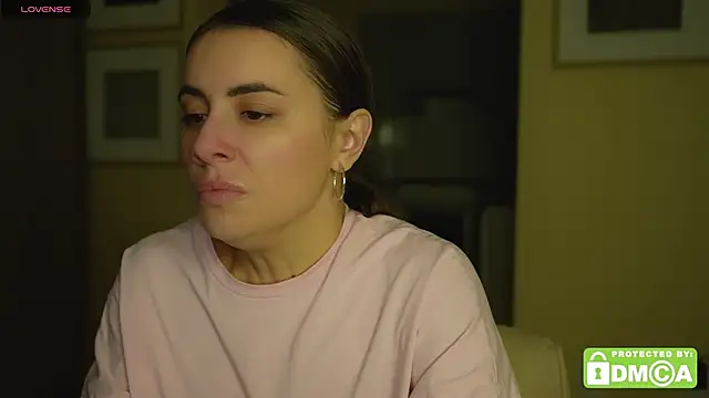 KateCarrey online show from November 6, 2025, 3:35 pm