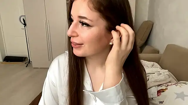 NataliaBorkin online show from November 26, 2025, 6:47 am