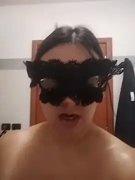 caldaevogliosa81 online show from September 14, 2025, 8:24 am