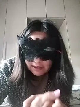 caldaevogliosa81 online show from October 15, 2025, 9:20 am