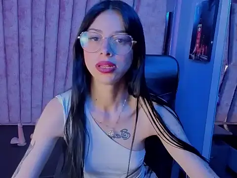 Snapshot of Dulce_Miaa_ chatting on September 13, 2025, 3:23 pm Dulce Miaa  online show from September 13, 2025, 3:23 pm