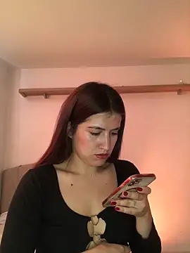 Snapshot of BrunnetAri_ chatting on October 31, 2025, 3:02 pm BrunnetAri online show from October 31, 2025, 3:02 pm