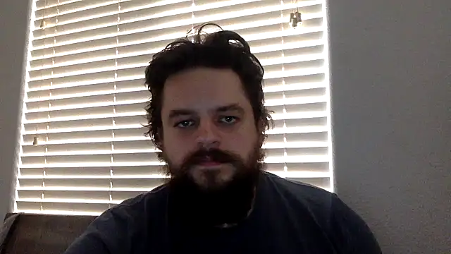 BeginnersLuck111 online show from May 30, 2026, 10:07 pm