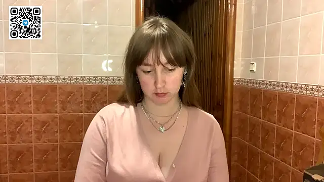 Snapshot of MaroonMoon_ chatting on September 27, 2025, 7:30 pm MaroonMoon online show from September 27, 2025, 7:30 pm