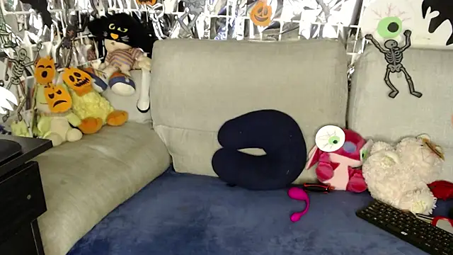 Raycatt1 online show from October 22, 2025, 9:20 am