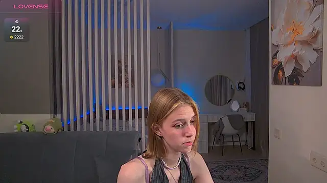 sofiapurex online show from September 15, 2025, 5:46 pm