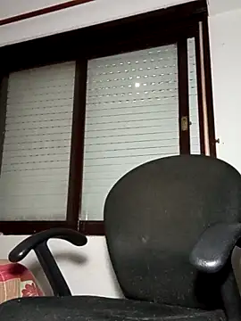 0800cristean online show from September 10, 2025, 3:39 am