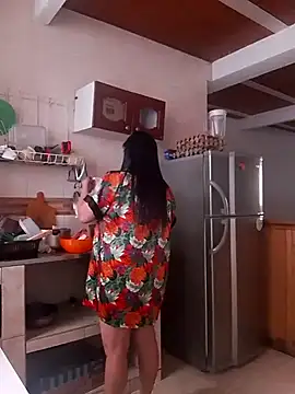 Snapshot of tiffany_Johnson1 chatting on November 14, 2025, 1:10 pm tiffany Johnson1 online show from November 14, 2025, 1:10 pm