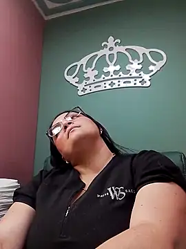 Snapshot of tiffany_Johnson1 chatting on November 15, 2025, 6:48 pm tiffany Johnson1 online show from November 15, 2025, 6:48 pm