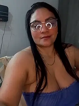 Snapshot of tiffany_Johnson1 chatting on January 16, 2026, 2:26 am tiffany Johnson1 online show from January 16, 2026, 2:26 am