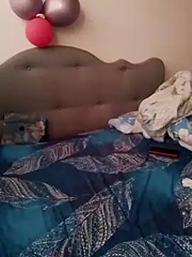 Snapshot of tiffany_Johnson1 chatting on February 16, 2026, 1:29 pm tiffany Johnson1 online show from February 16, 2026, 1:29 pm