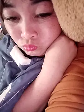 Snapshot of Lyly_nuce chatting on November 21, 2025, 4:55 am Lyly nuce online show from November 21, 2025, 4:55 am