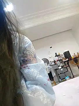 Snapshot of Lovelyanan chatting on February 21, 2026, 2:40 pm Lovelyanan online show from February 21, 2026, 2:40 pm